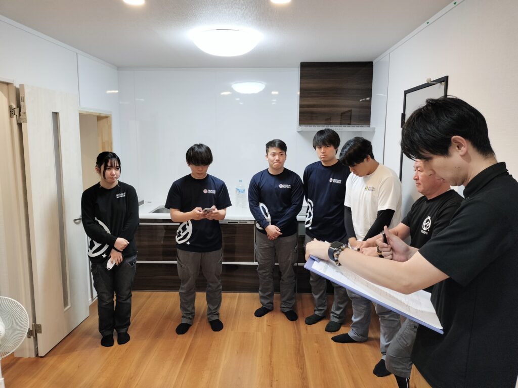 職人の高齢化は静かな経営リスクである― 技術消失の前に、企業が打つべき現実的対策 ―