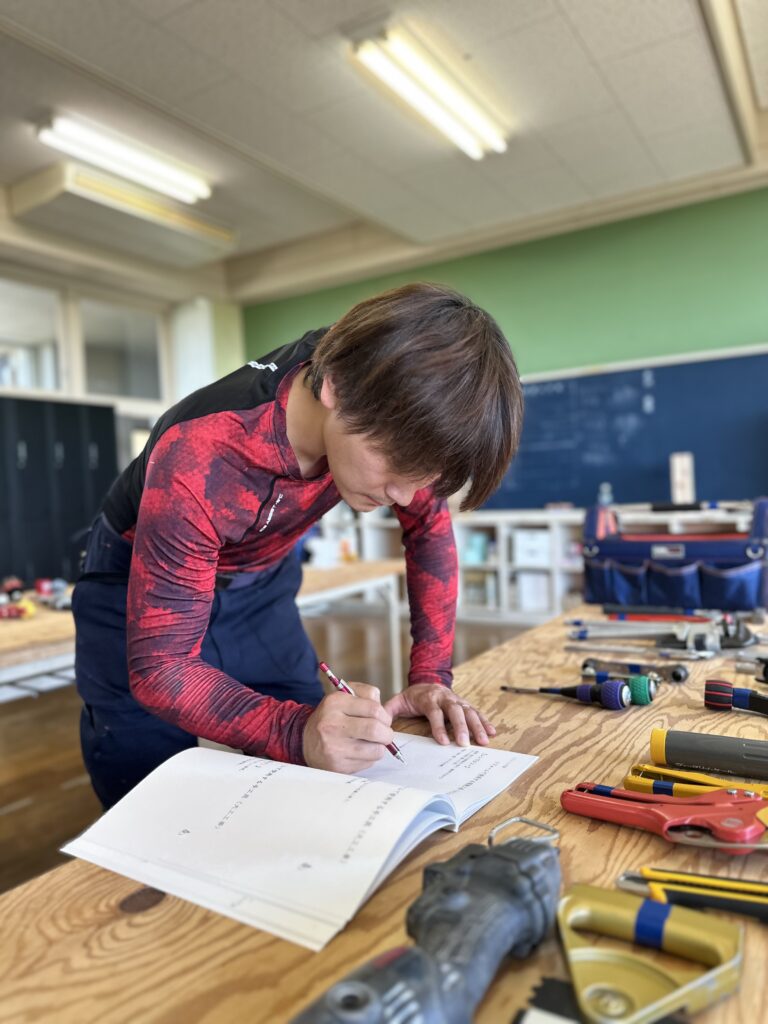 江坂設備工業株式会社（事業主）