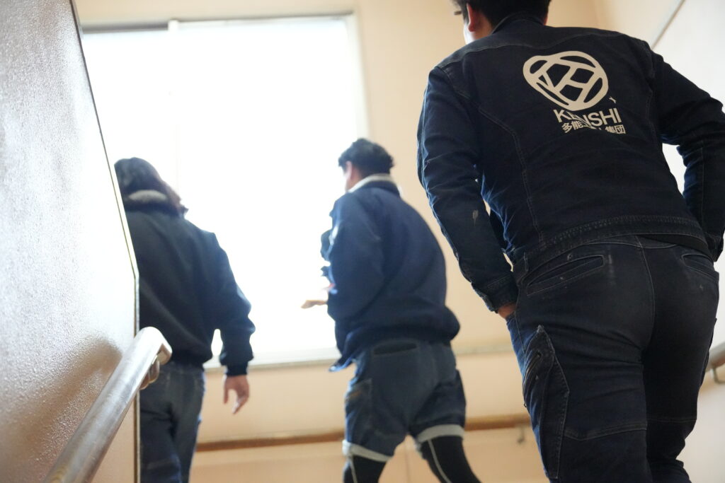 職人不足の時代に、未来を担う職人たち。KENSHI新卒第一期生の現在地